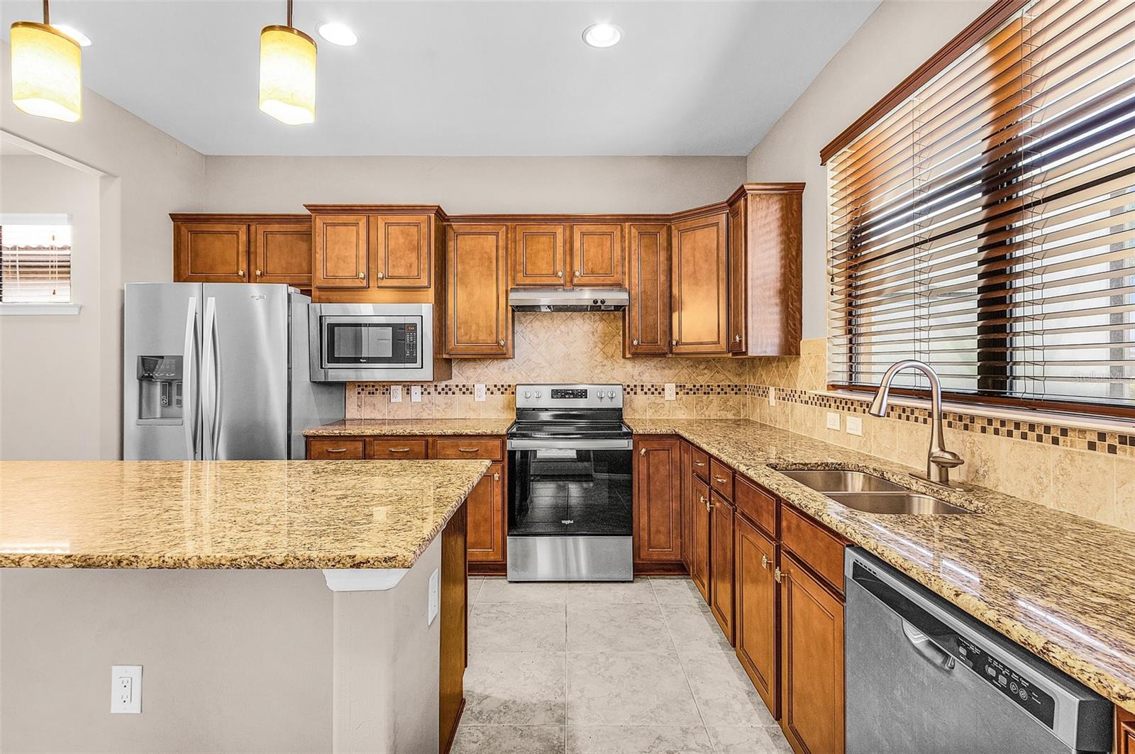Image 13 of 24 For 13870 Lido Street