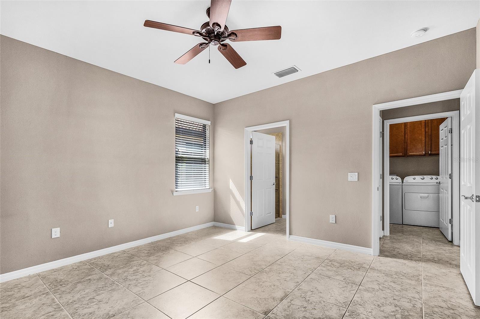 Image 16 of 24 For 13870 Lido Street