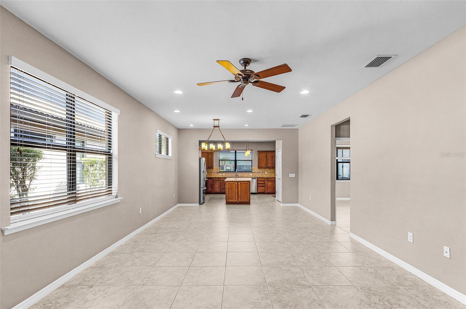 Image 6 of 24 For 13870 Lido Street