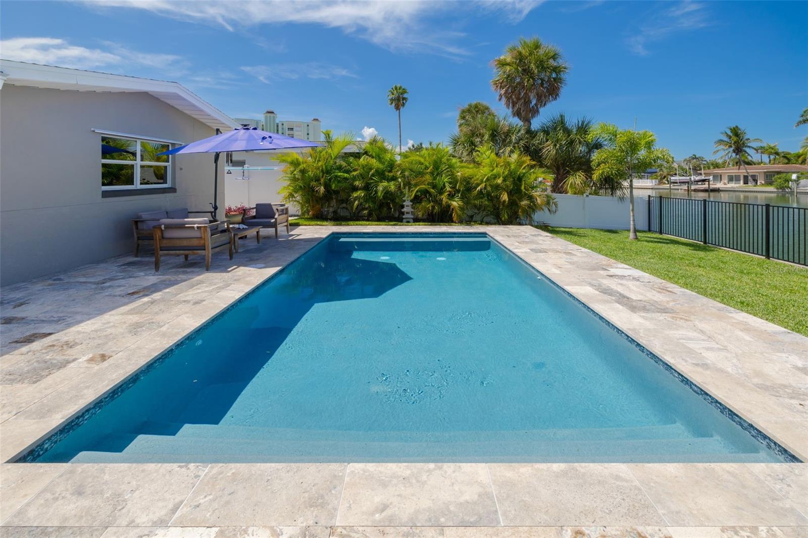 Image 31 of 47 For 6452 1st Palm Point