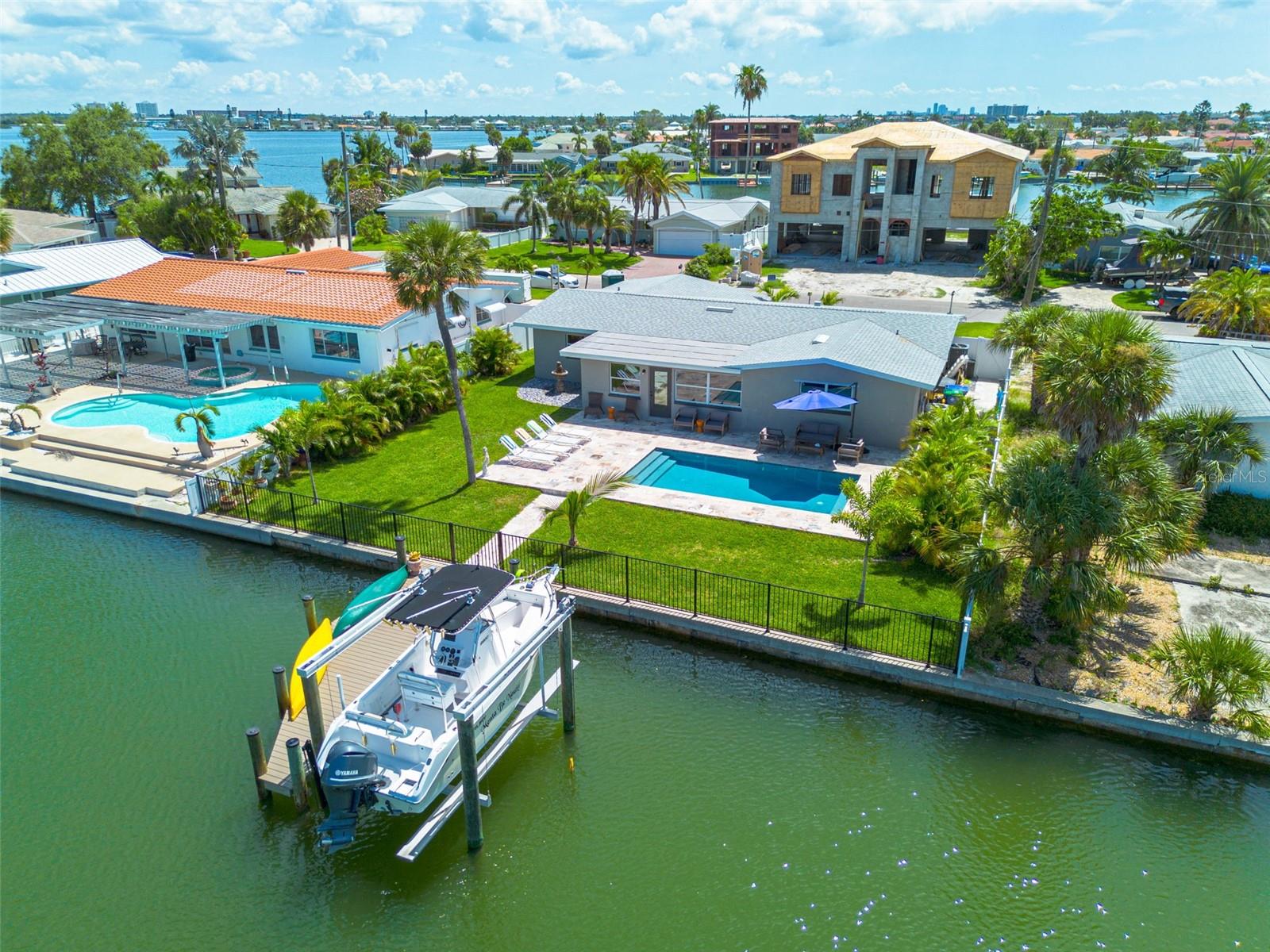 Image 46 of 47 For 6452 1st Palm Point