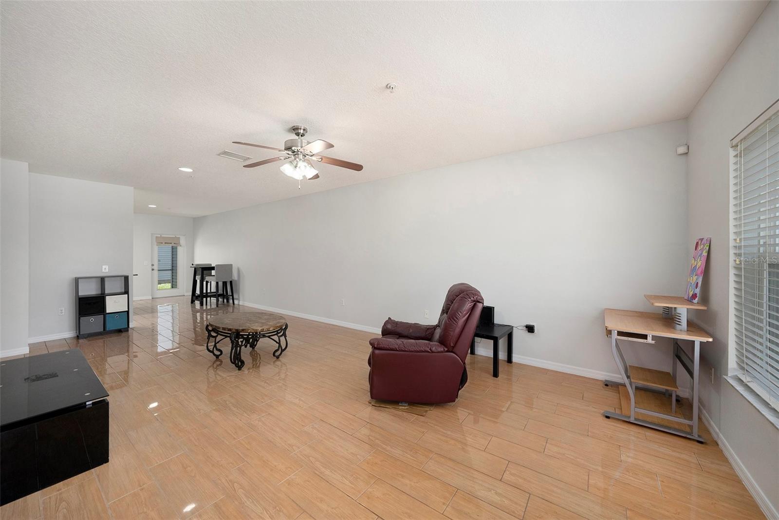 Image 6 of 28 For 5317 Terraza Court