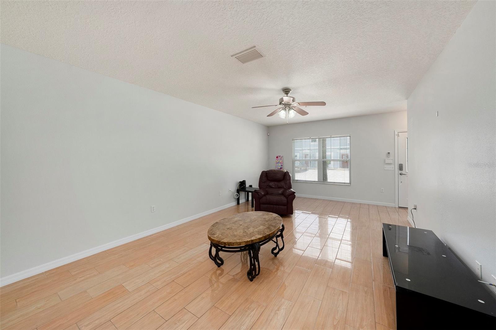 Image 7 of 28 For 5317 Terraza Court