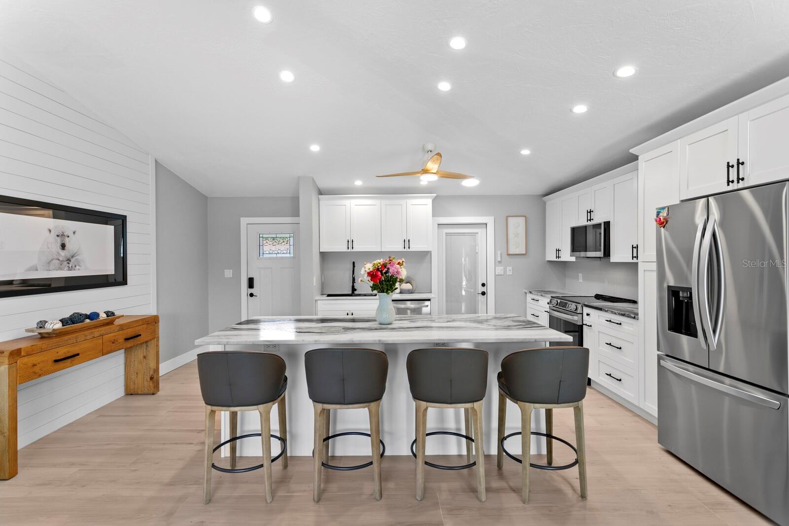 Image 3 of 47 For 17735 1st Street E