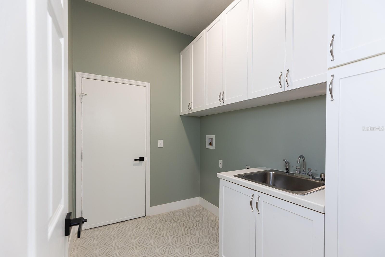 Image 47 of 76 For 17504 Isbell Lane