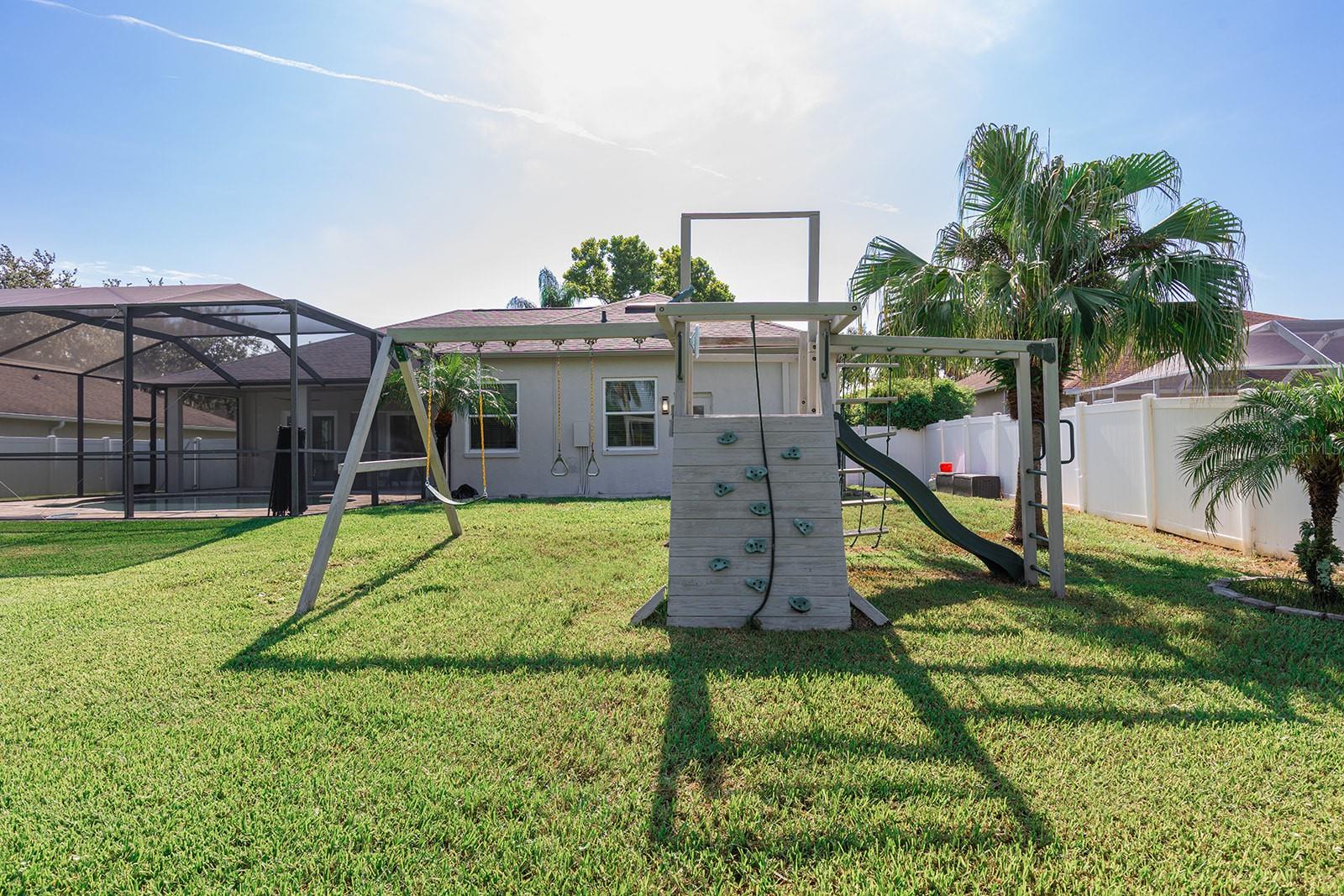 Image 74 of 76 For 17504 Isbell Lane