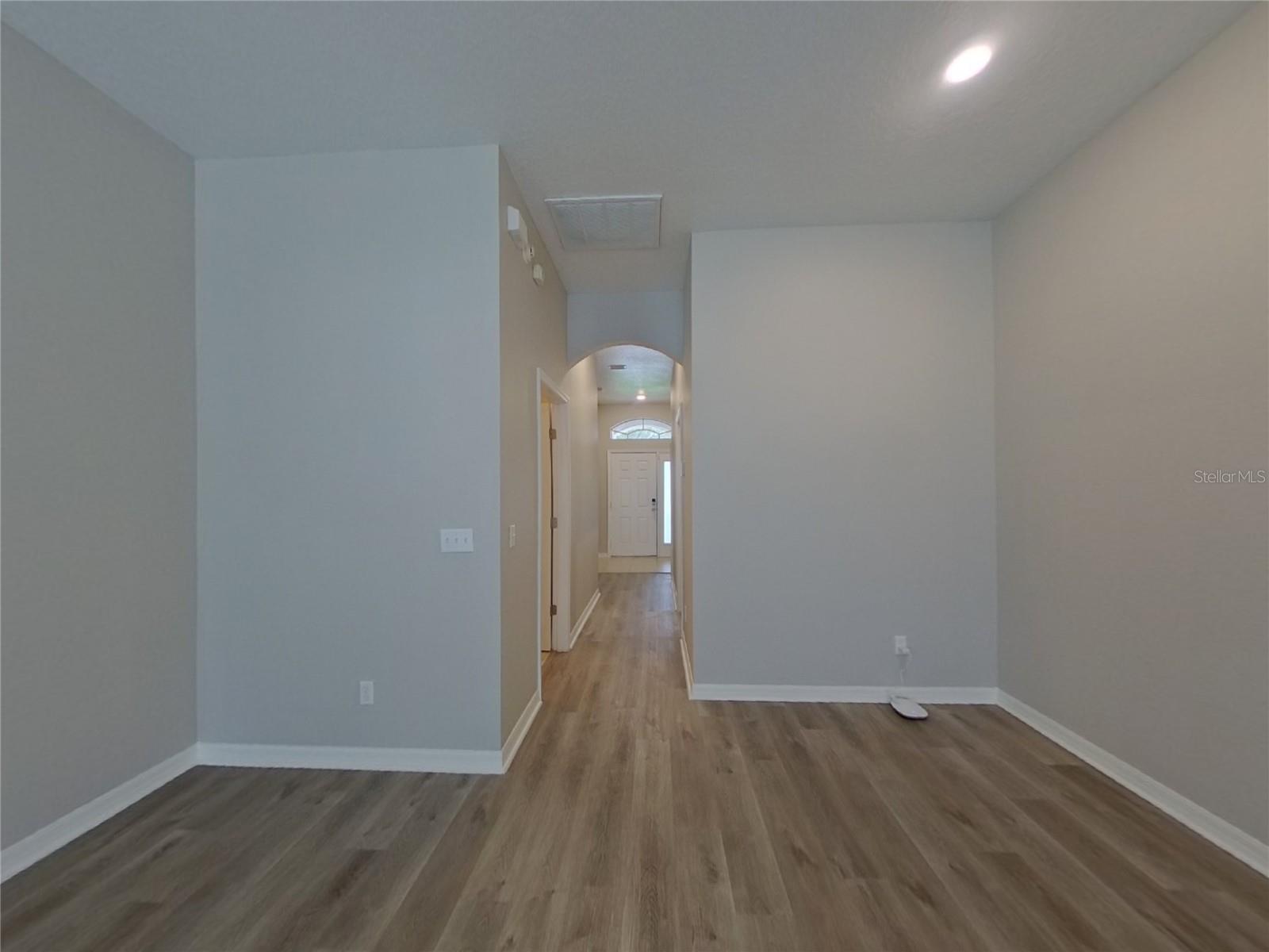 Image 4 of 19 For 102 Citrus Landing Drive