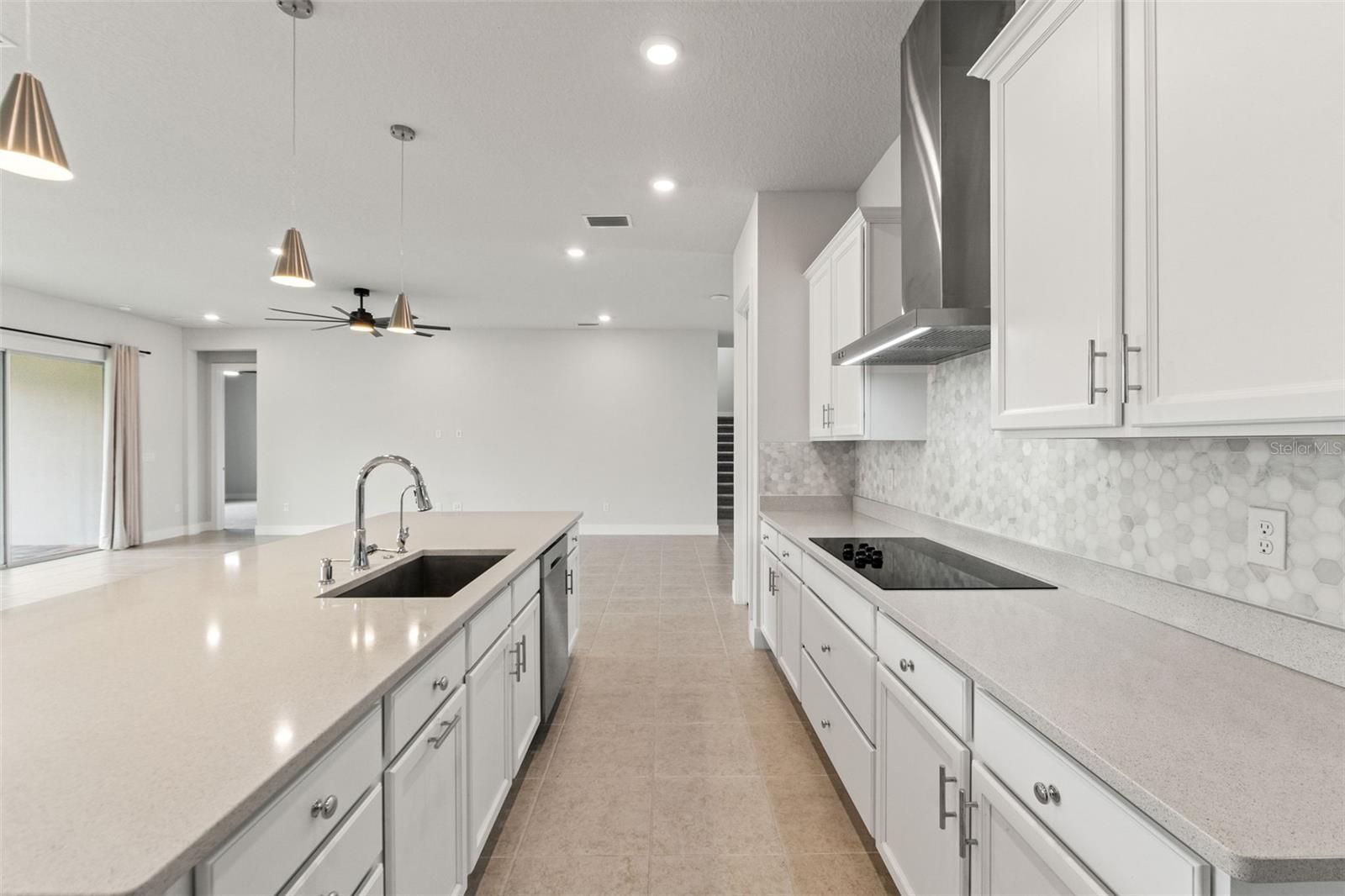 Image 16 of 92 For 8353 Ivy Stark Boulevard