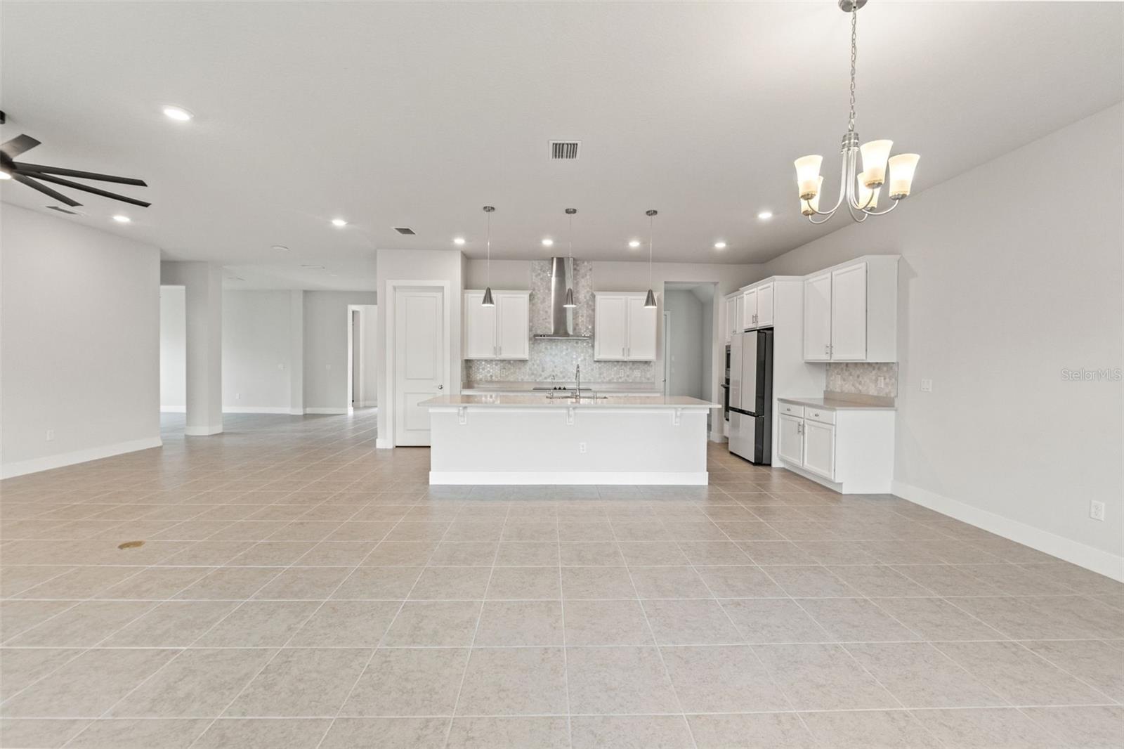 Image 23 of 92 For 8353 Ivy Stark Boulevard