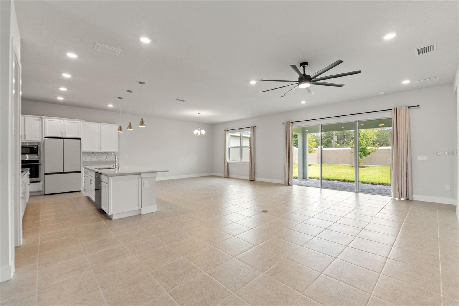 Image 25 of 92 For 8353 Ivy Stark Boulevard