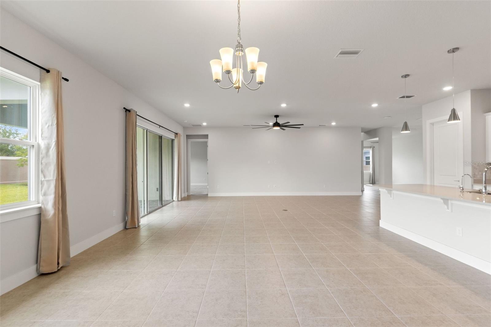 Image 33 of 92 For 8353 Ivy Stark Boulevard