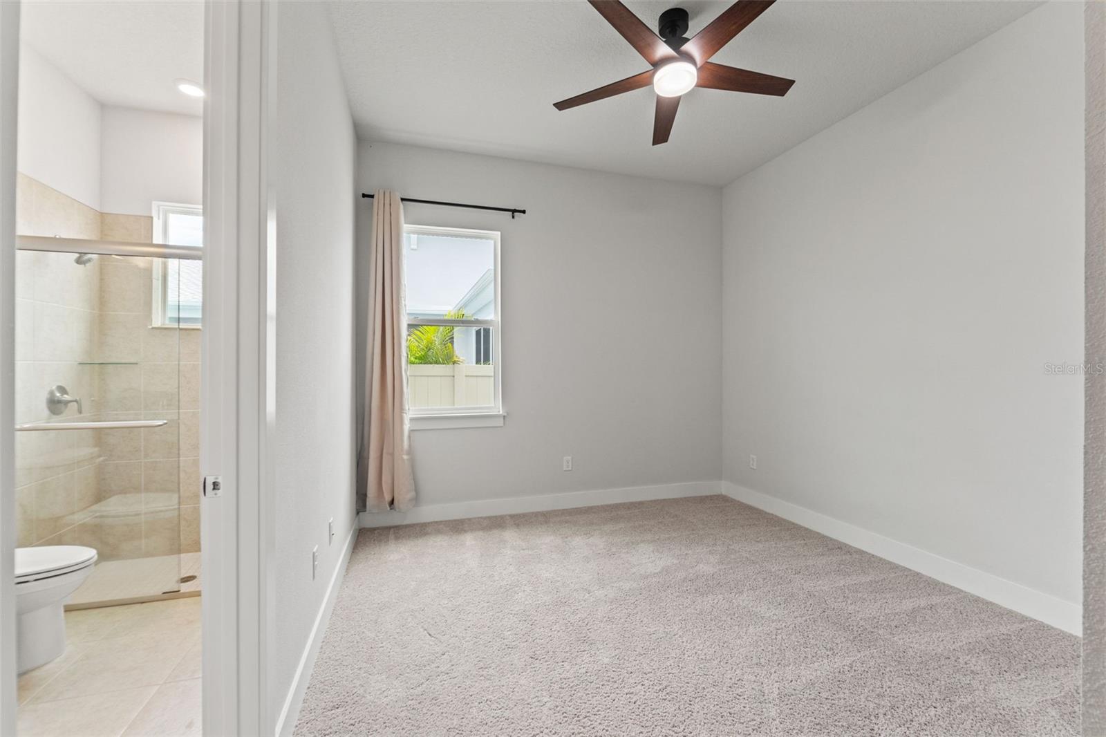 Image 37 of 92 For 8353 Ivy Stark Boulevard