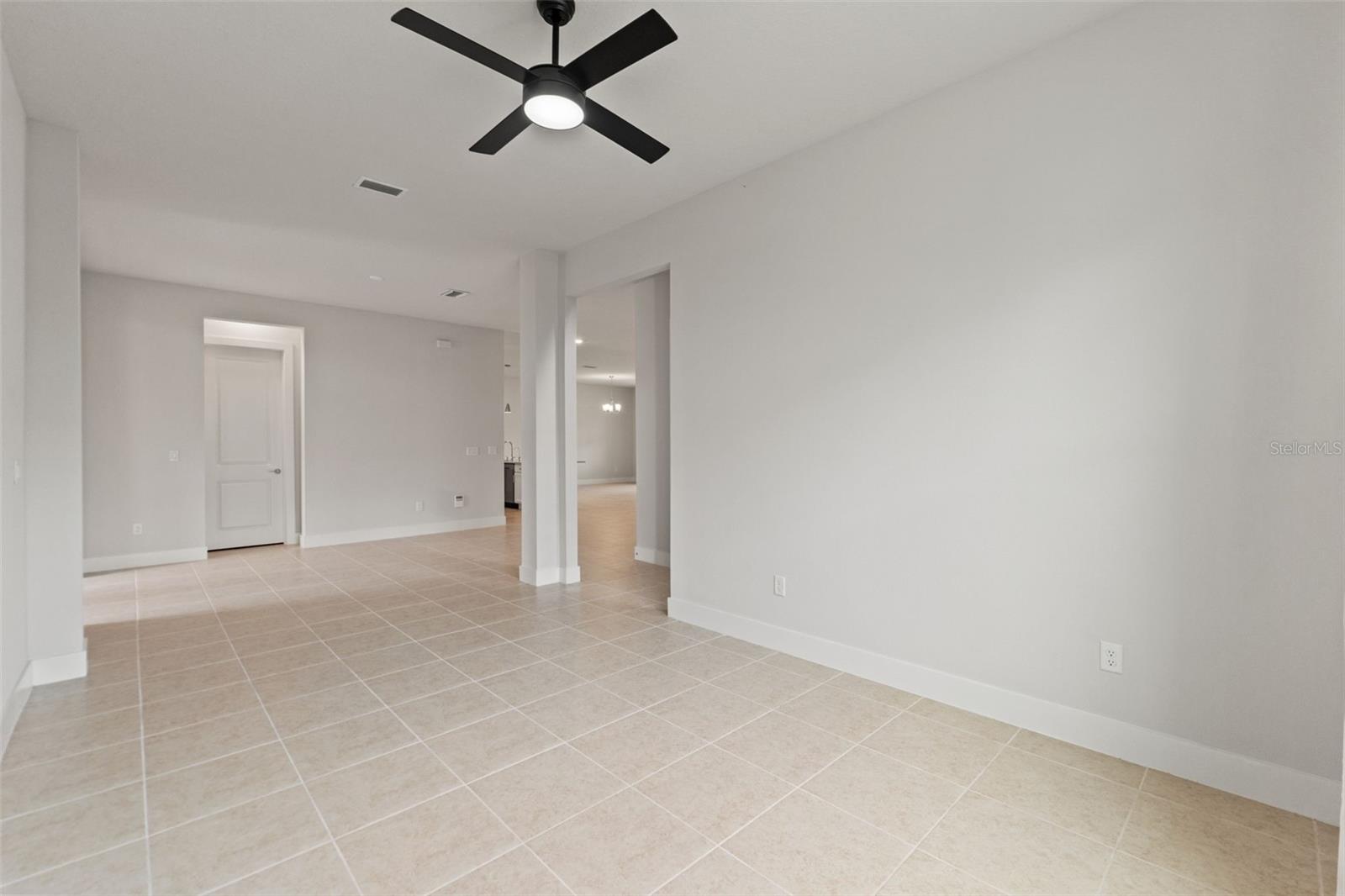 Image 41 of 92 For 8353 Ivy Stark Boulevard