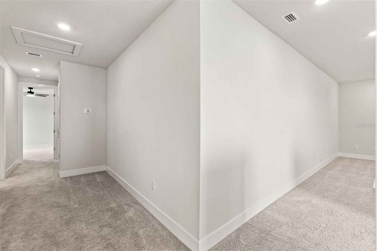 Image 73 of 92 For 8353 Ivy Stark Boulevard