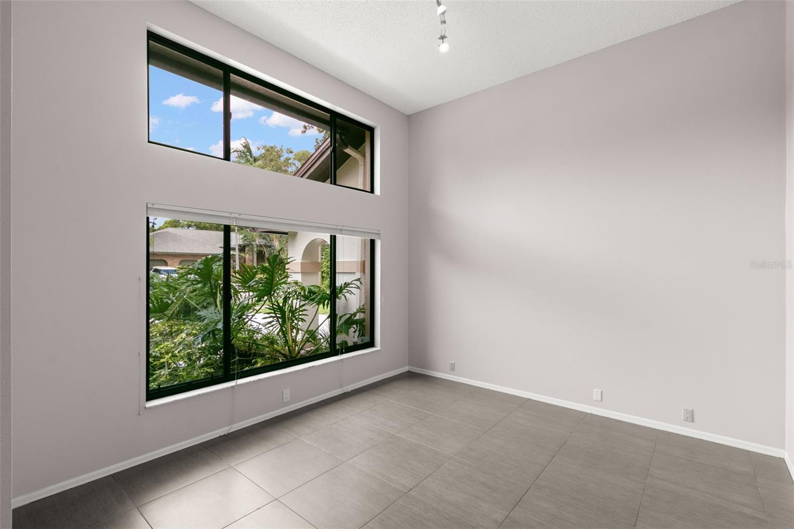 Image 10 of 58 For 2845 Chelsea Place S