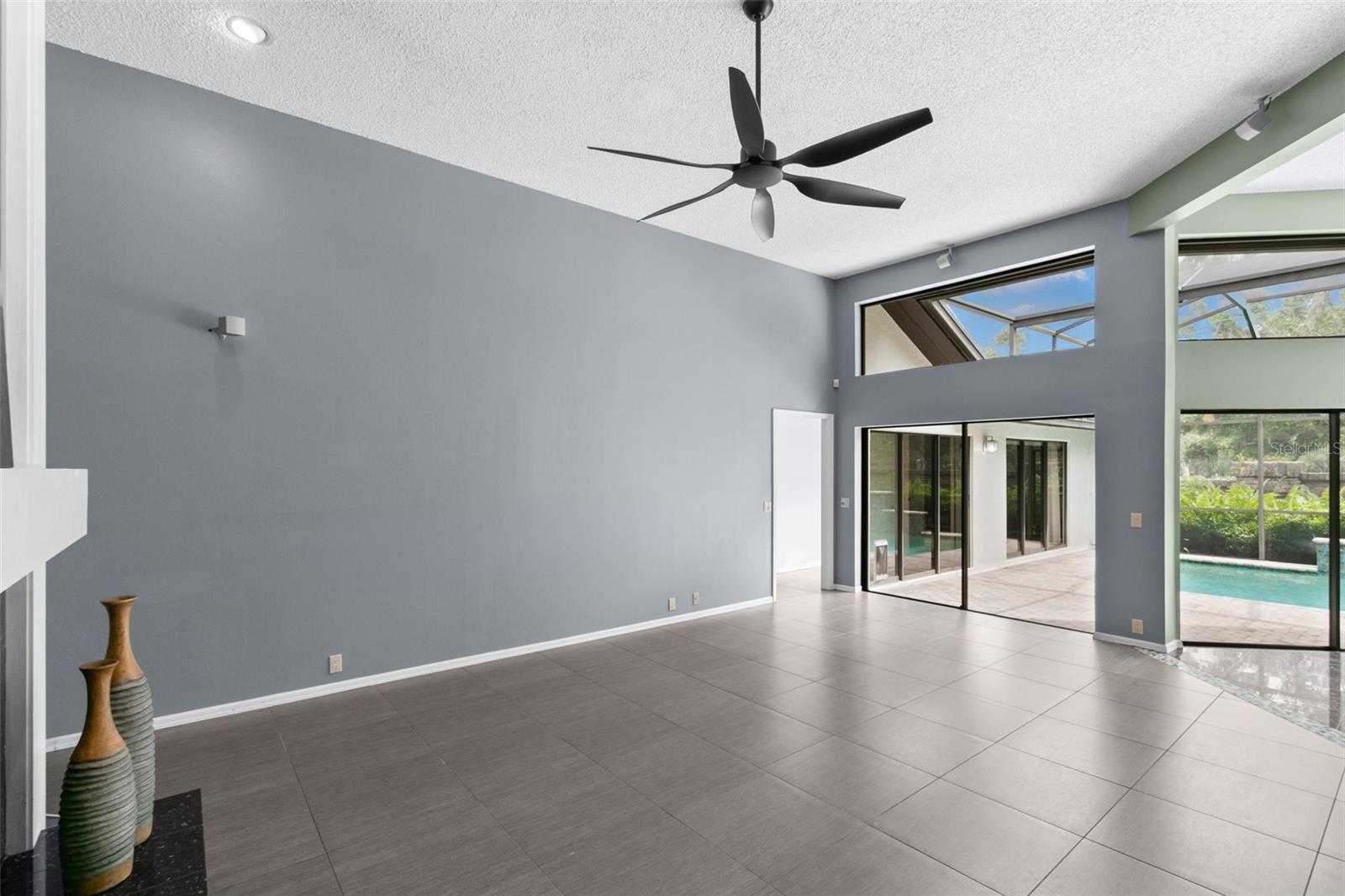 Image 12 of 58 For 2845 Chelsea Place S
