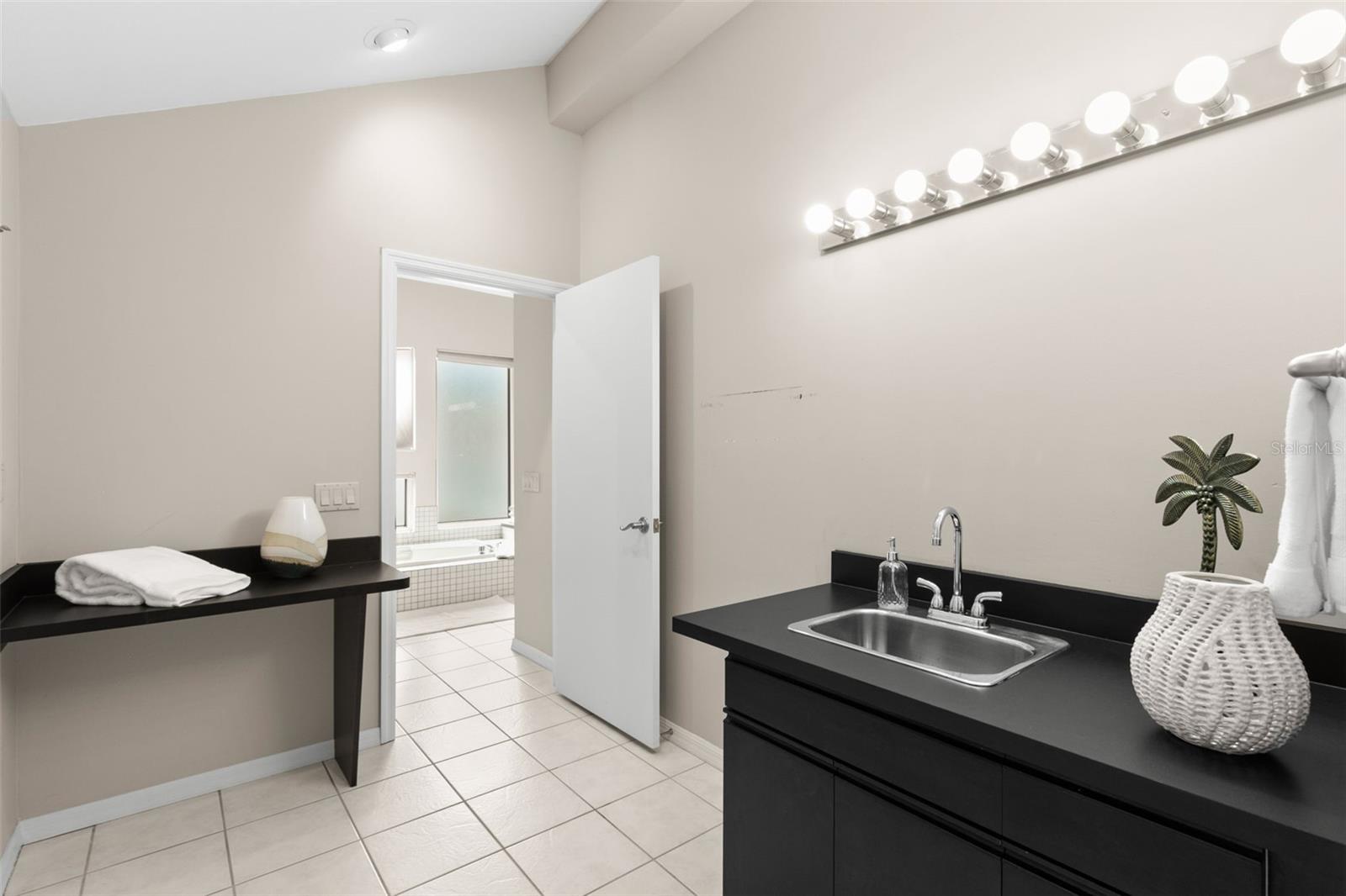Image 39 of 58 For 2845 Chelsea Place S