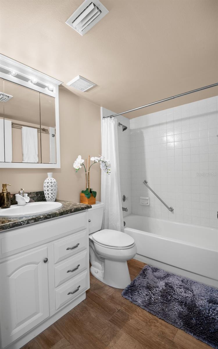 Image 18 of 28 For 1151 Pine Ridge Circle W C1