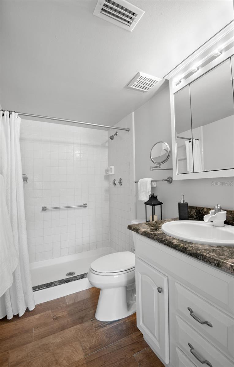 Image 24 of 28 For 1151 Pine Ridge Circle W C1