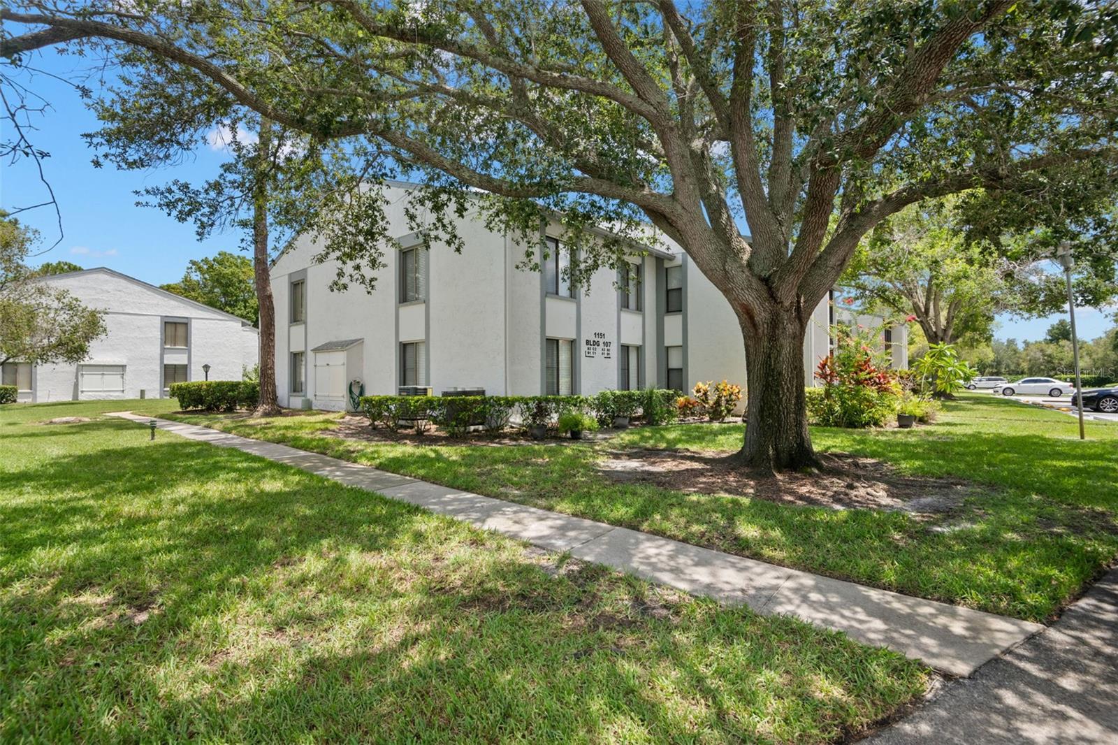 Image 3 of 28 For 1151 Pine Ridge Circle W C1
