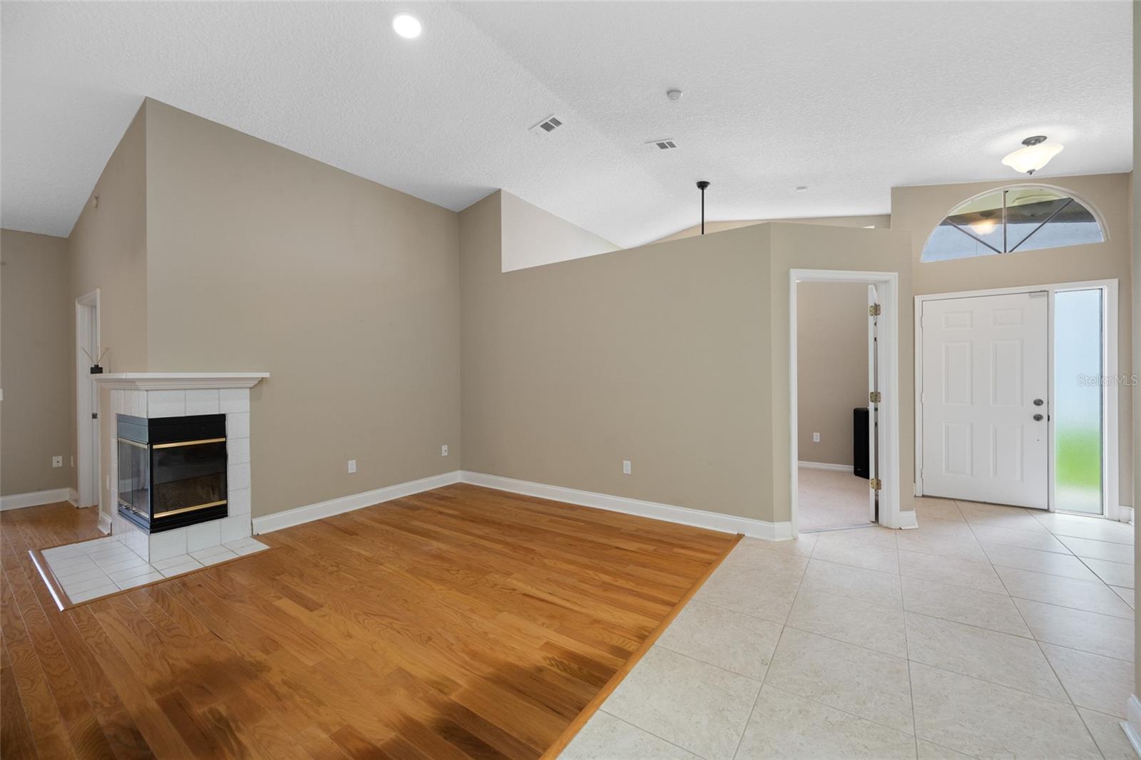 Image 12 of 79 For 3005 Pepperwood Lane W