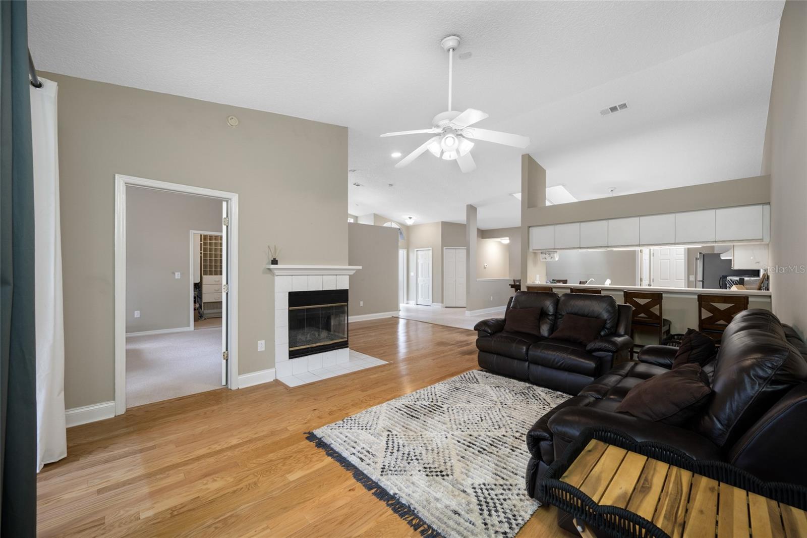 Image 18 of 79 For 3005 Pepperwood Lane W