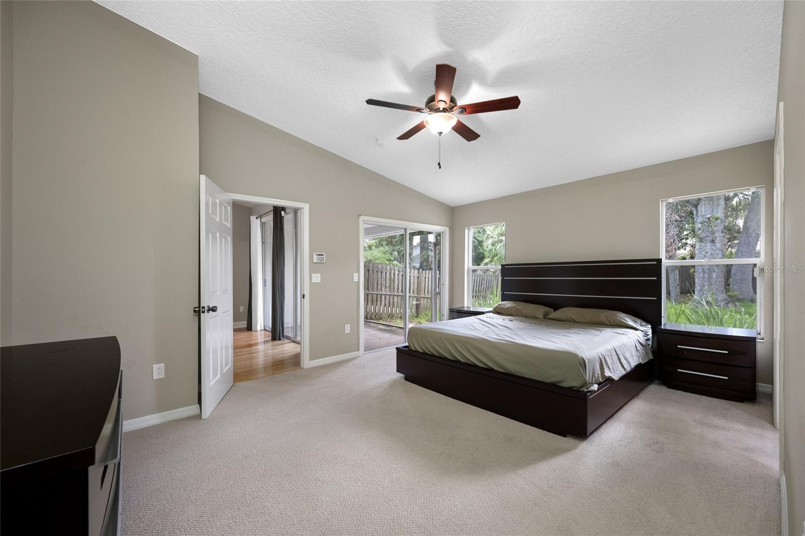 Image 20 of 79 For 3005 Pepperwood Lane W