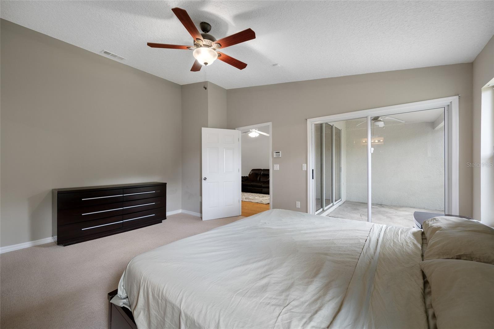 Image 22 of 79 For 3005 Pepperwood Lane W