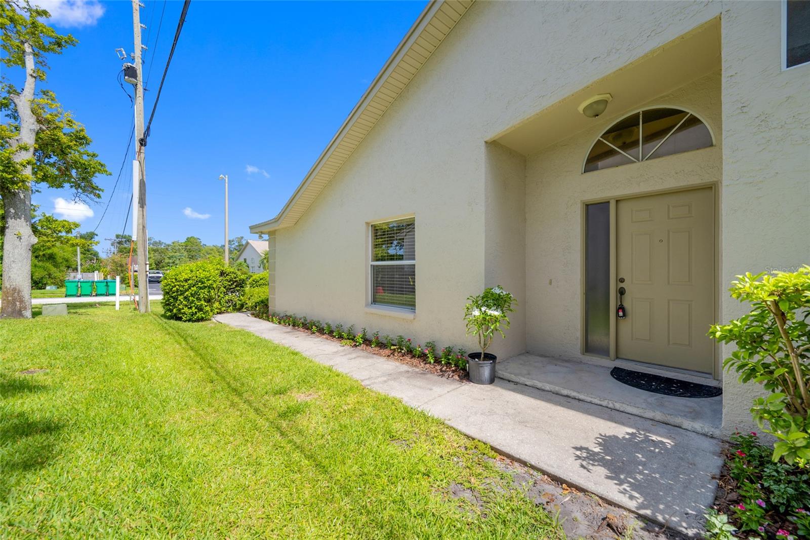 Image 36 of 79 For 3005 Pepperwood Lane W