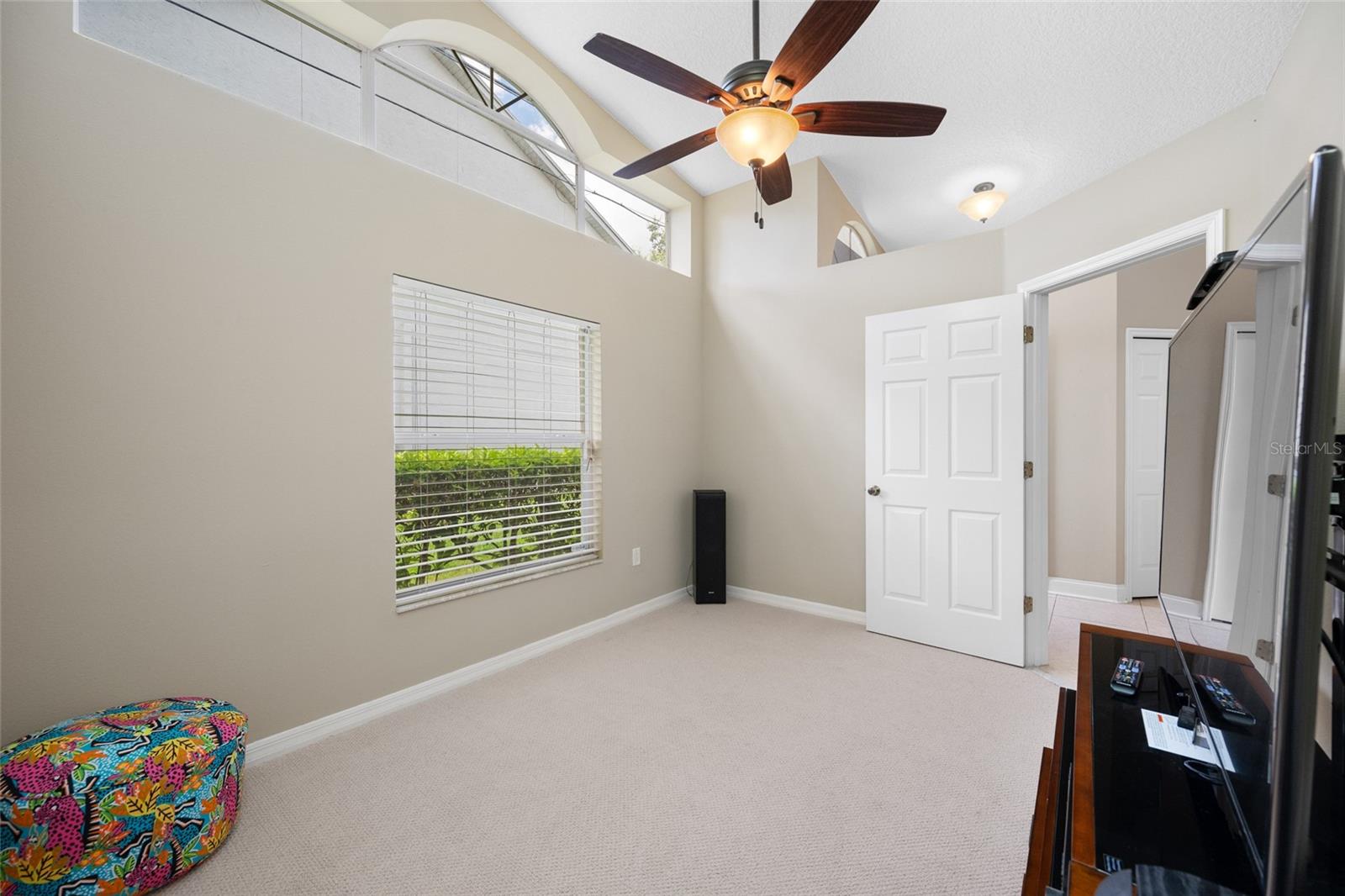 Image 5 of 79 For 3005 Pepperwood Lane W
