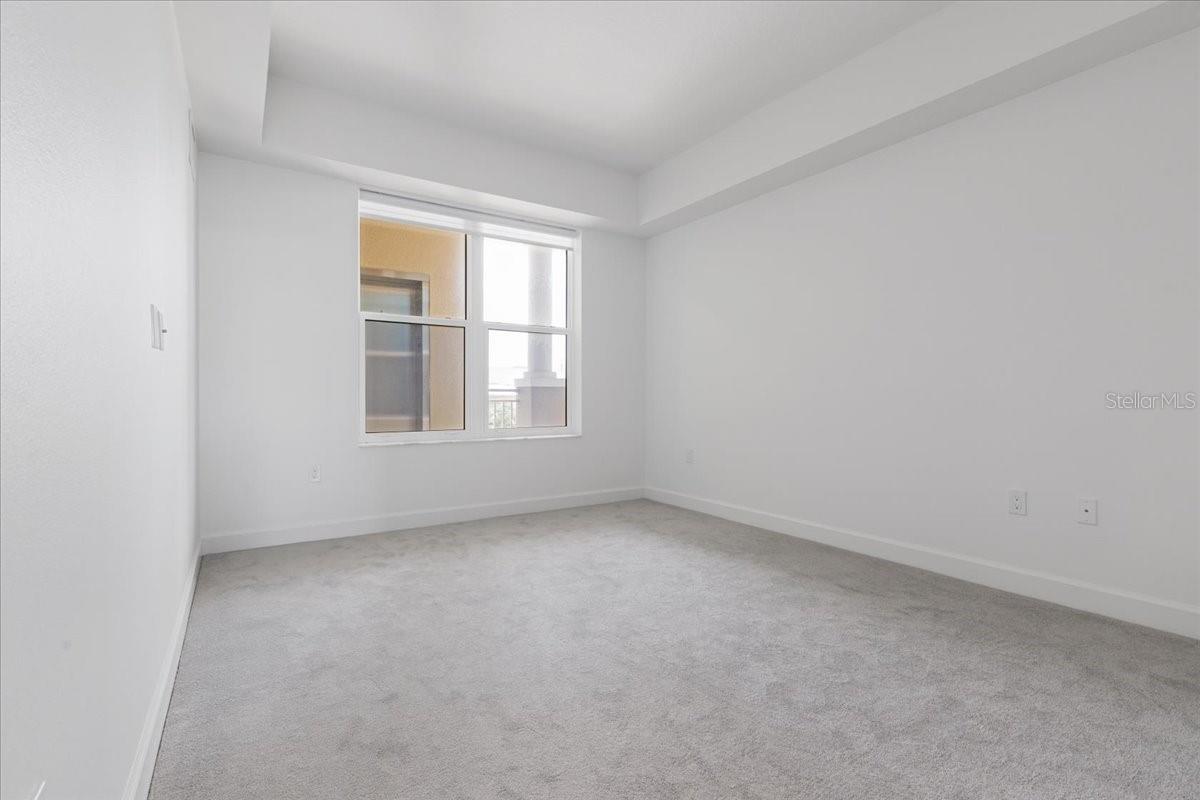 Image 17 of 34 For 125 Island Way 403