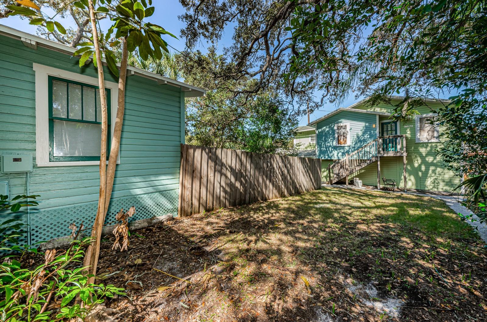 Image 29 of 30 For 456 Wood Street