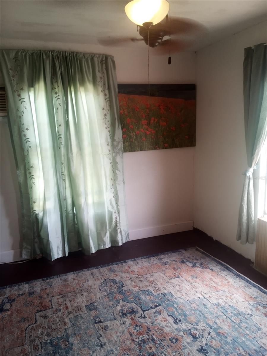 Image 7 of 17 For 17936 95th Street Road