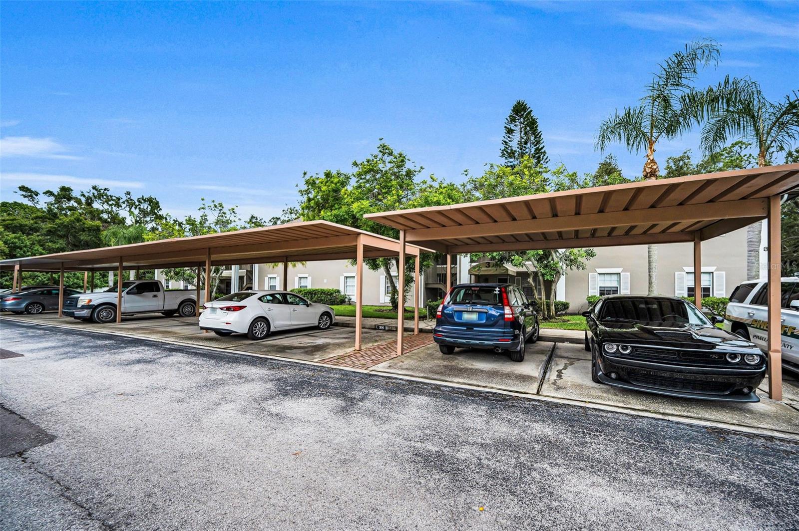 Image 4 of 56 For 5265 Bay Drive 313