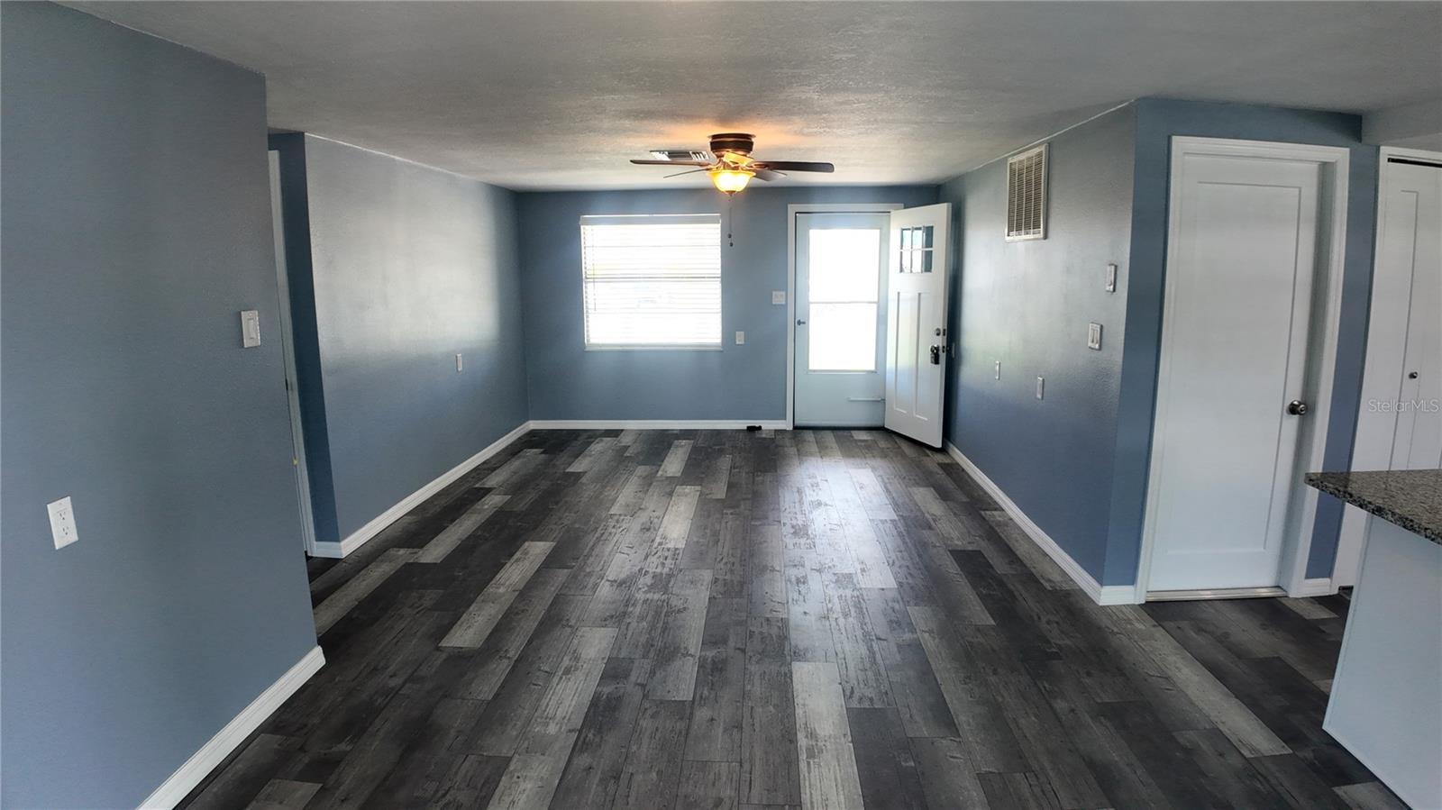 Image 10 of 29 For 13700 Allyn Drive