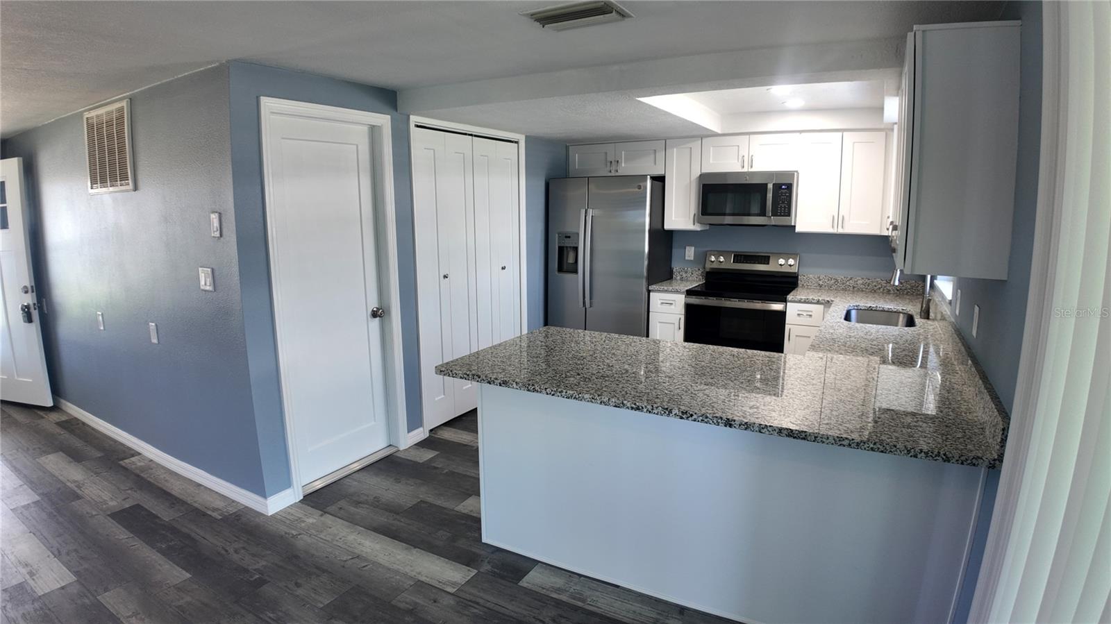 Image 2 of 29 For 13700 Allyn Drive