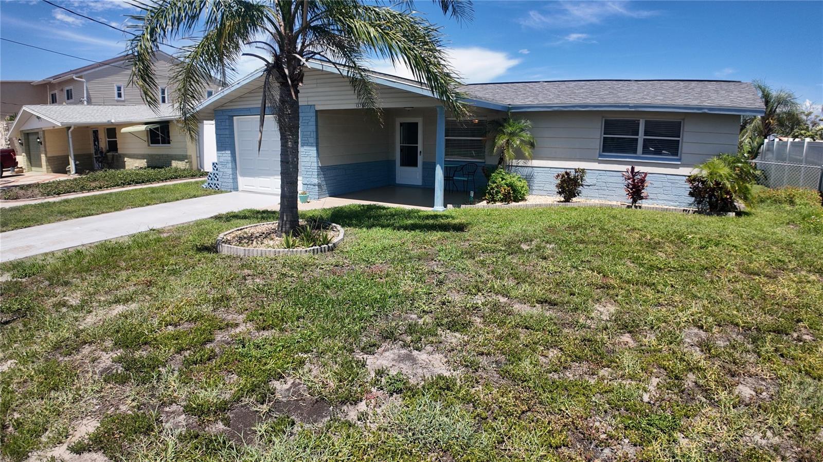 Image 23 of 29 For 13700 Allyn Drive