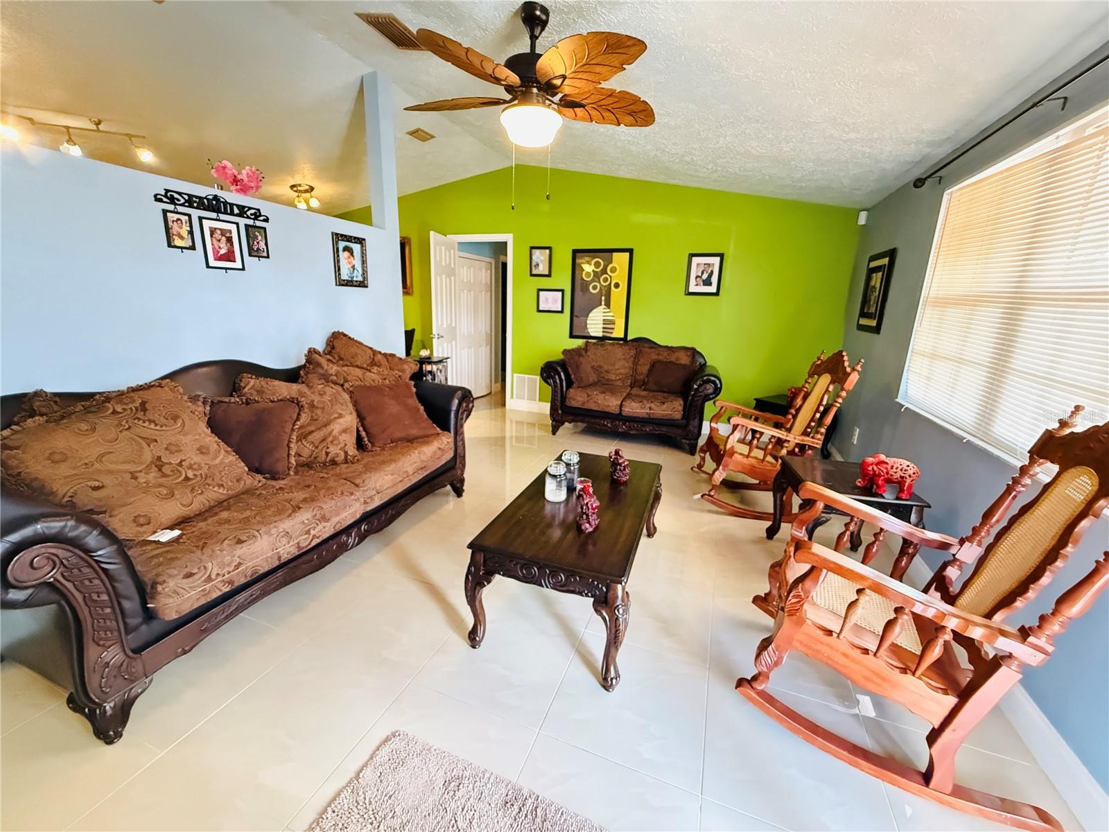 Image 3 of 46 For 4239 Cardoon Drive