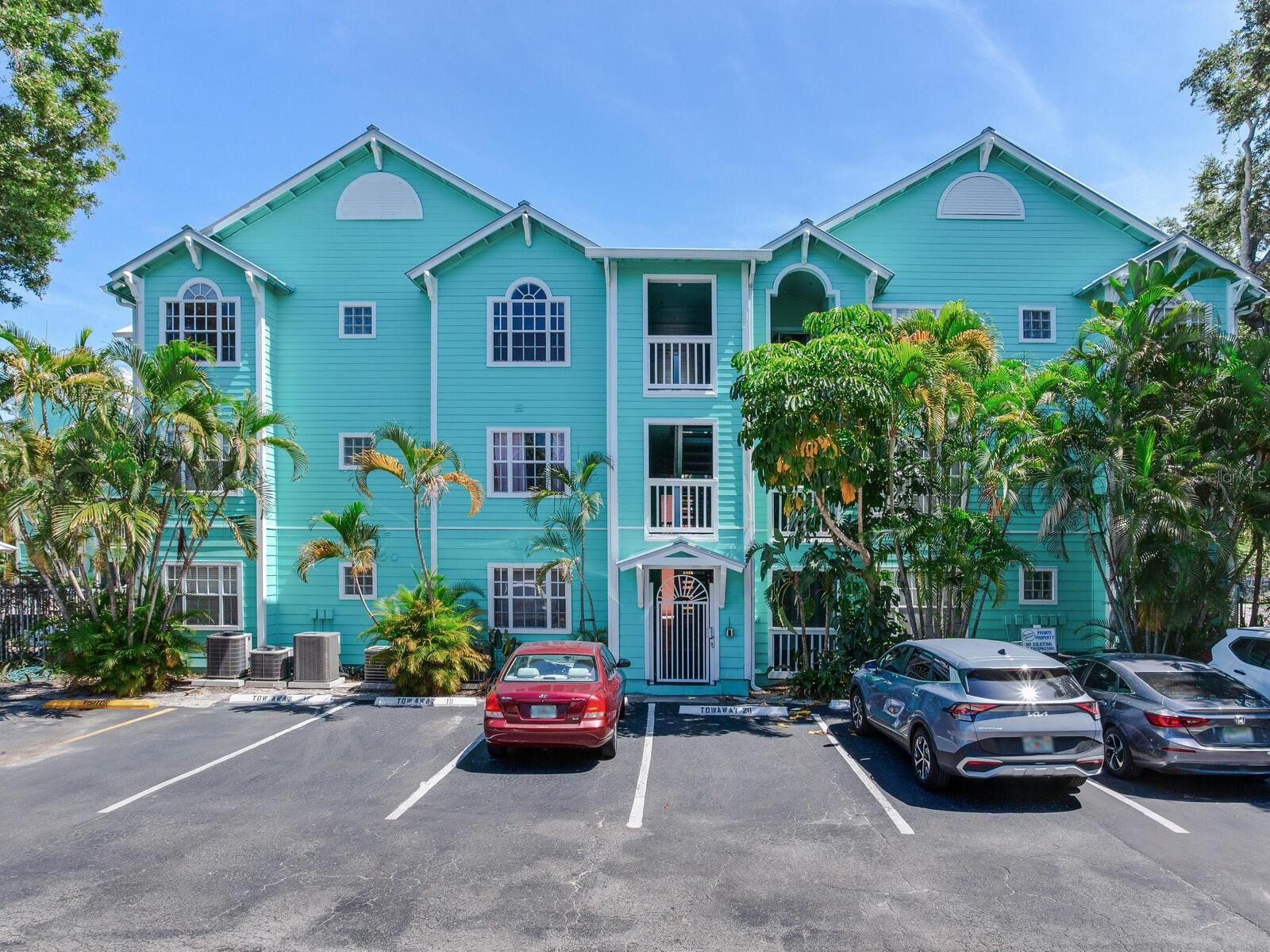 Details for 3002 Cleveland Street E1, TAMPA, FL 33609