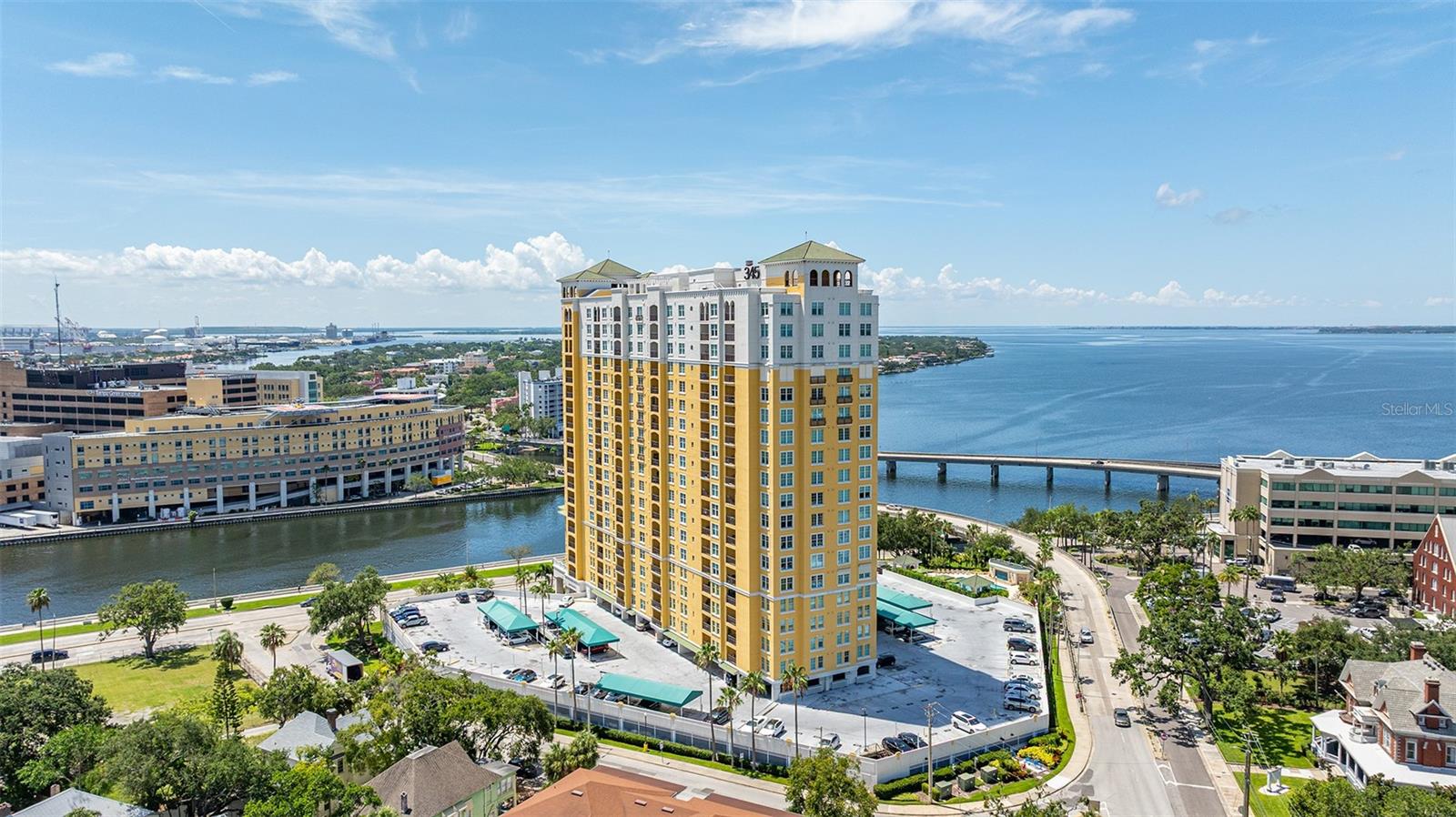 Image 6 of 53 For 345 Bayshore Boulevard 407