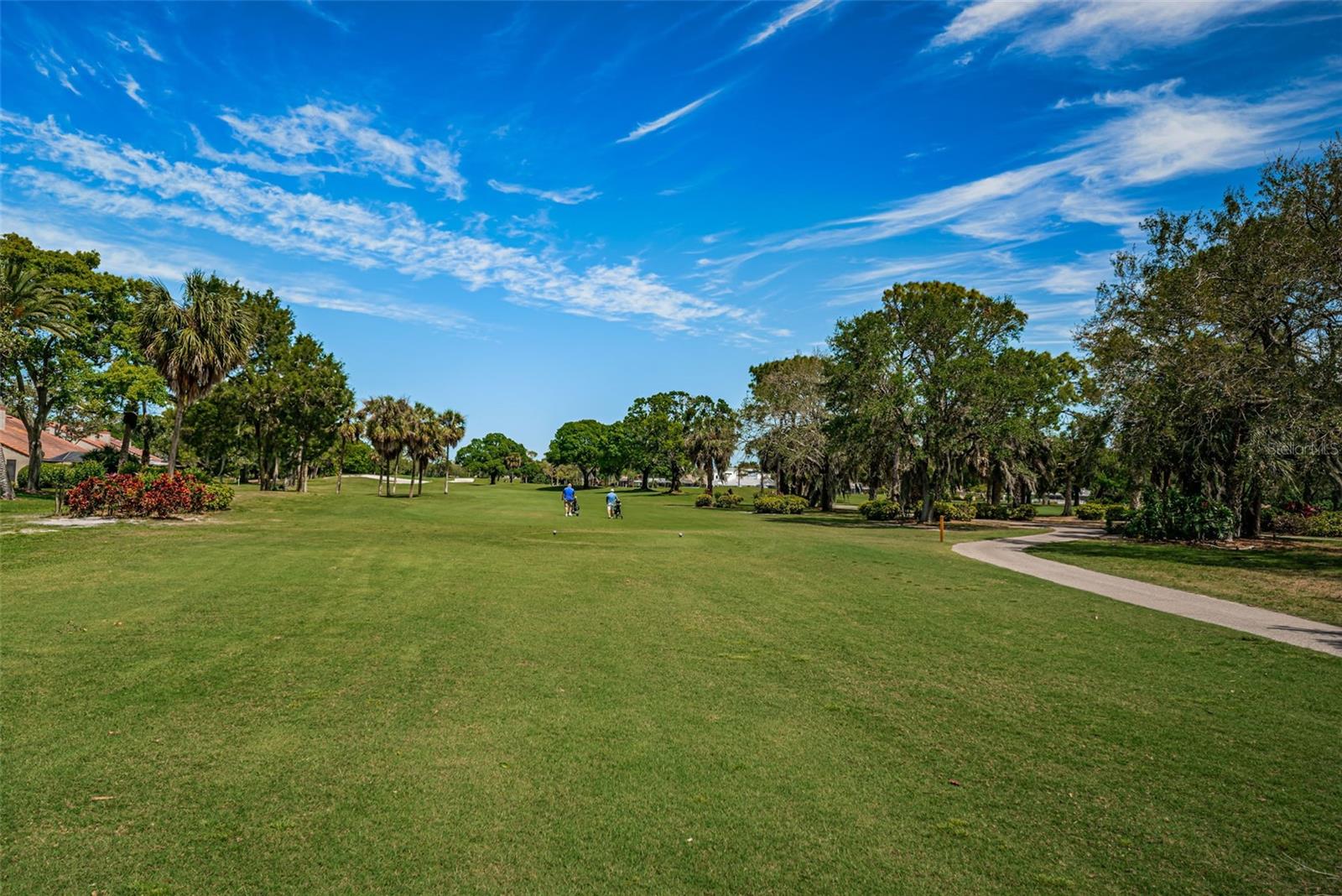 Image 51 of 75 For 3021 Countryside Boulevard 28a