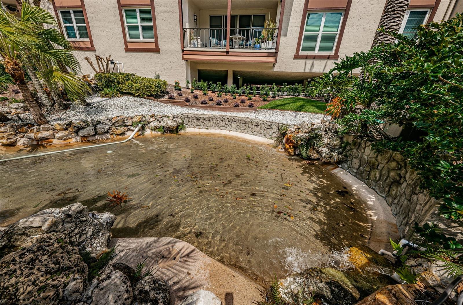 Image 68 of 75 For 3021 Countryside Boulevard 28a