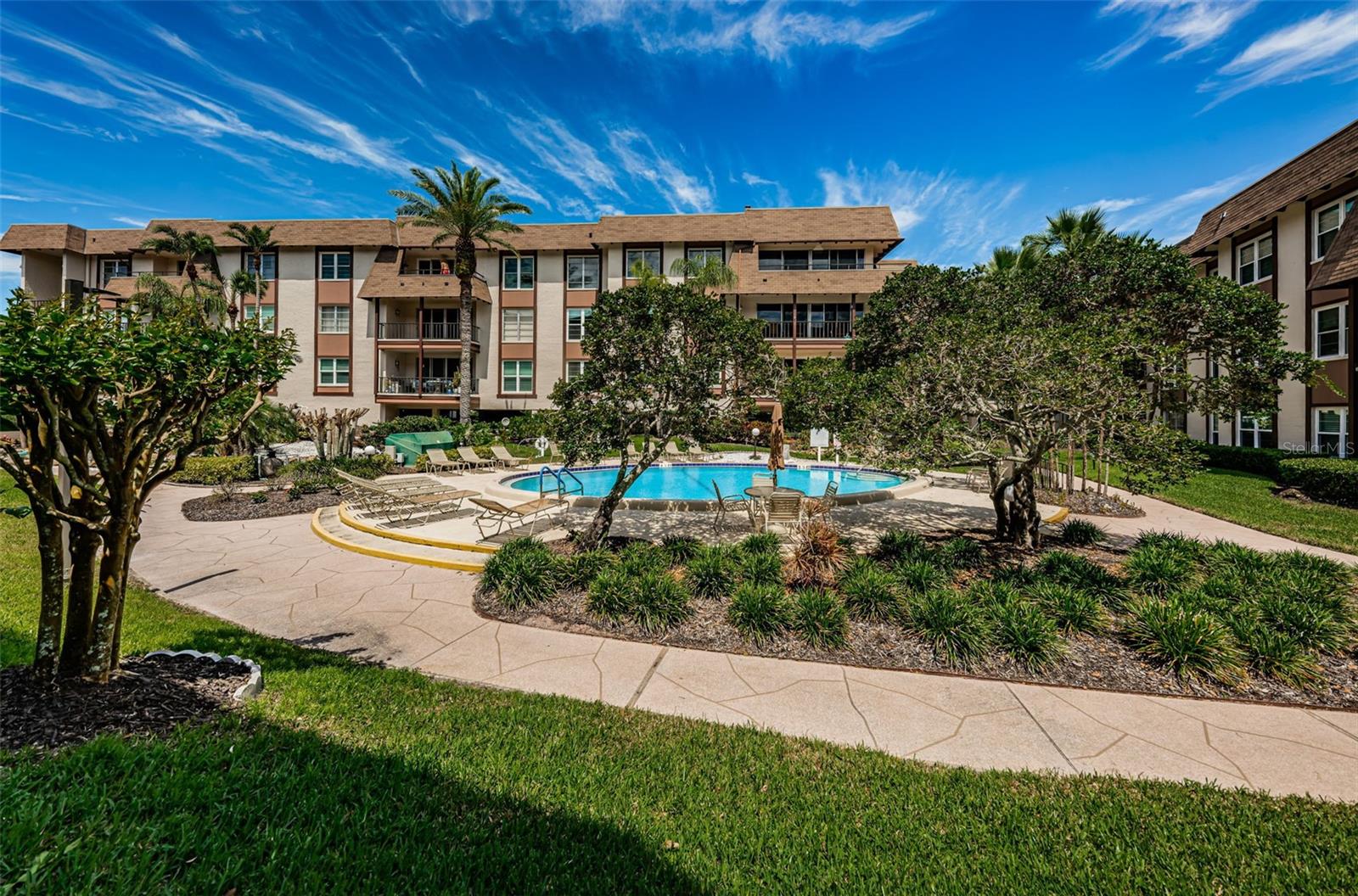 Image 69 of 75 For 3021 Countryside Boulevard 28a