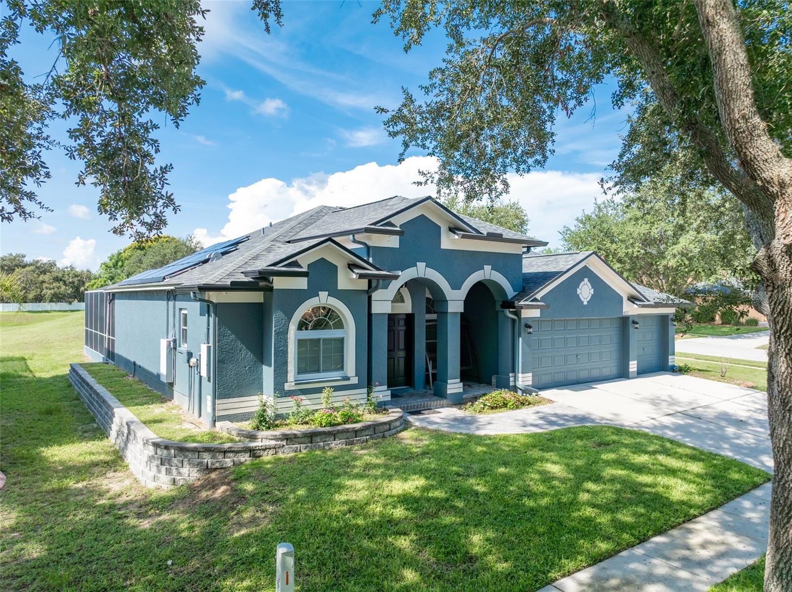 Listing photo id 8 for 4217 Balington Drive