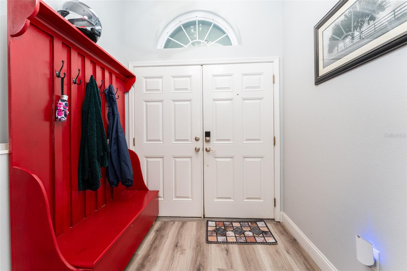 Listing photo id 16 for 4217 Balington Drive