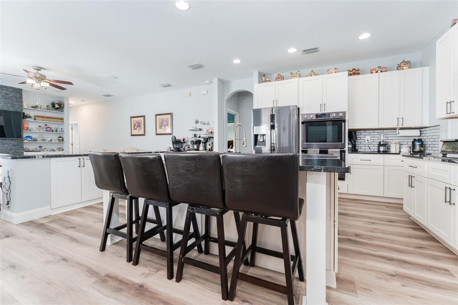 Listing photo id 21 for 4217 Balington Drive