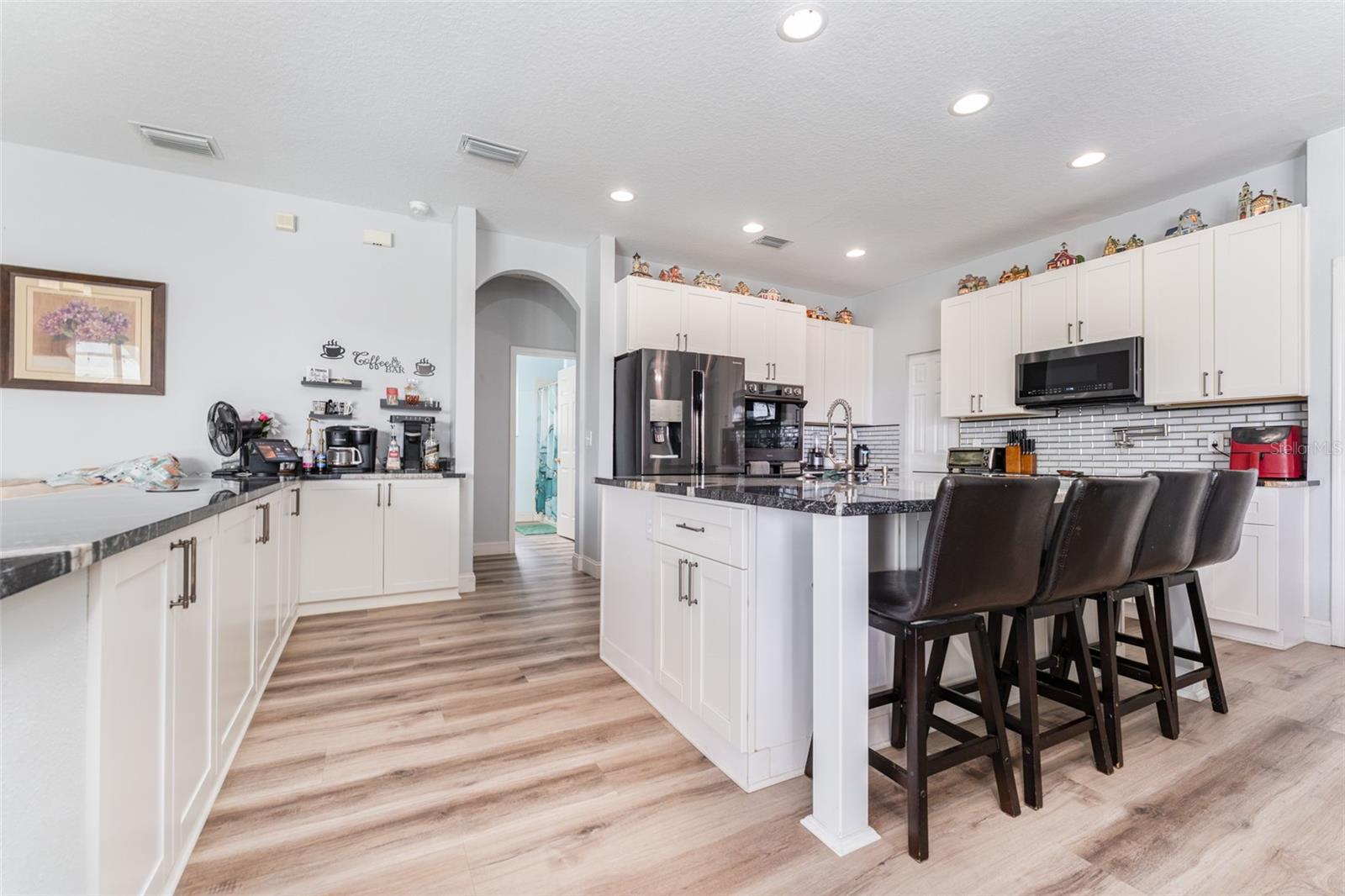 Listing photo id 1 for 4217 Balington Drive