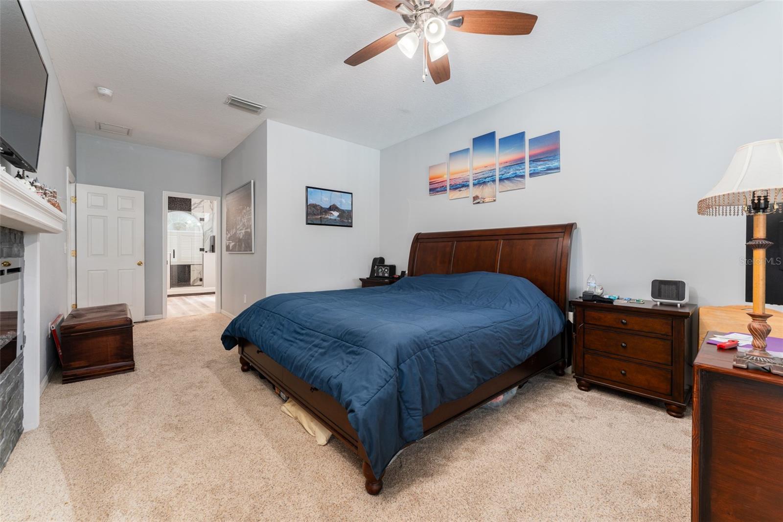 Listing photo id 32 for 4217 Balington Drive