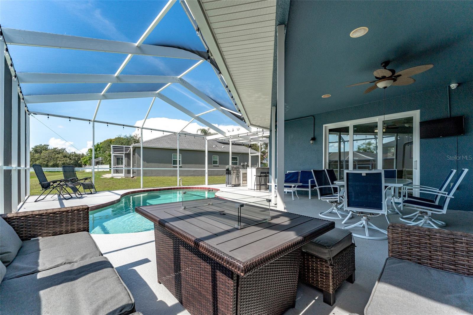 Listing photo id 51 for 4217 Balington Drive