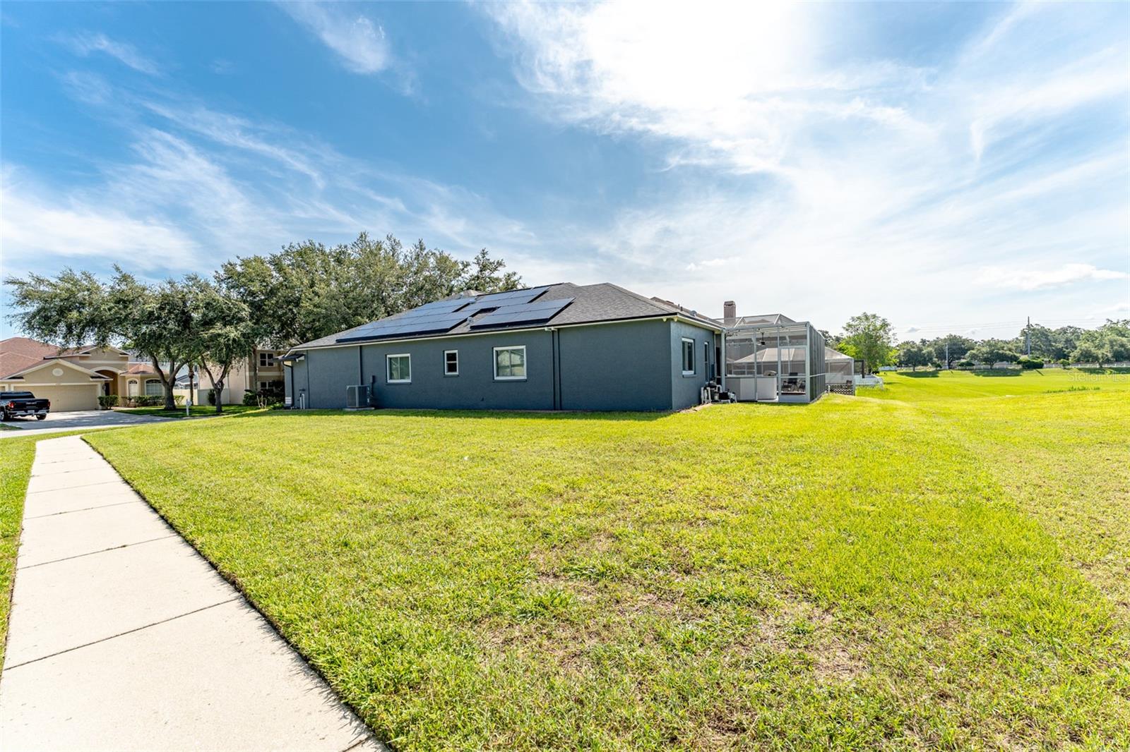 Listing photo id 59 for 4217 Balington Drive